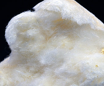 Moraesite � S�o Geraldo do Baixio � Doce valley - Minas Gerais � Brazil