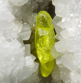 Sulfur and Quartz - La Facciata Quarry, Carrara, Apuan Alps, Province of Massa-Carrara, Toscana, Italy