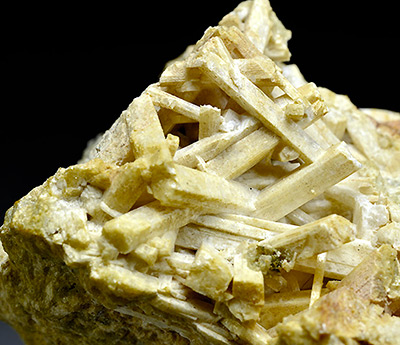 Scapolite - Maffei Mine, Botro ai Marmi, Campiglia Marittima, Campigliese, Livorno Province, Tuscany, Italy