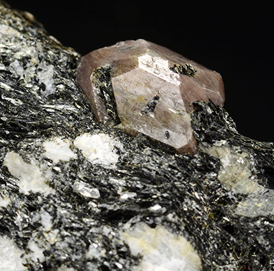 Zircon - Gridone - Limidario Mt., Centovalli, Ticino (Tessin), Switzerland