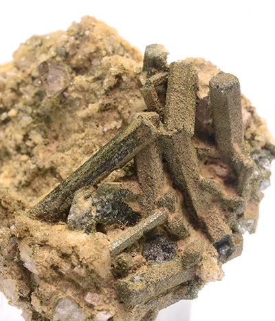 Milarite - Giuv Valley, Tujetsch (Tavetsch), Vorderrhein Valley, Grischun (Grisons; Graub�nden), Switzerland (TYPE LOCALITY)