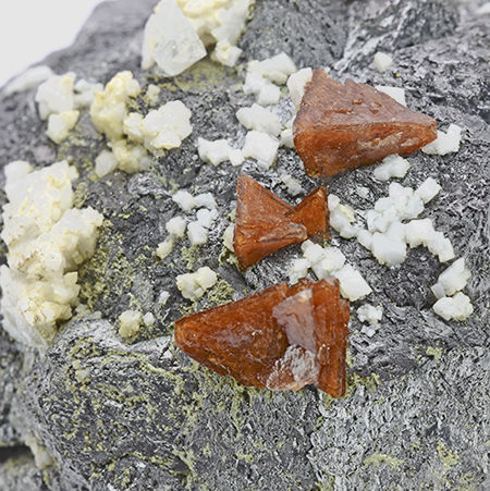 Genthelvite - Huanggang Fe-Sn deposit, Hexigten Banner, Ulanhad League, Inner Mongolia Autonomous Region, China