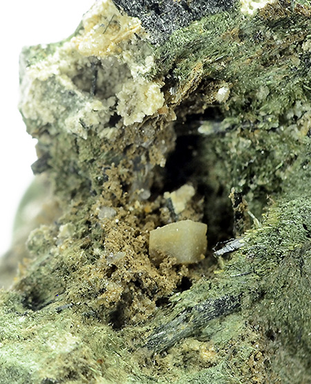 Sazykinaite-(Y) - Koashva Open Pit, Koashva Mt, Khibiny Massif, Murmansk Oblast, Russia