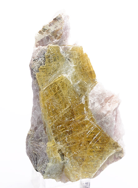 Vuonnemite -  Palitra pegmatite, Karnasurt mine, Kedykverpakhk Mountain, Lovozersky District, Murmansk Oblast, Russia (TL)