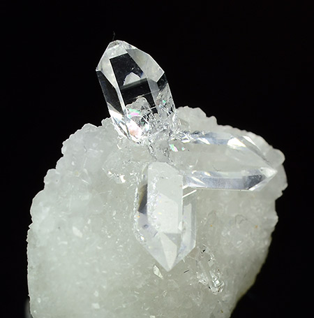 Quartz over marble - Fantiscritti quarry - Carrara - Apuan Alps - Massa Carrara prov. Tuscany - Italy