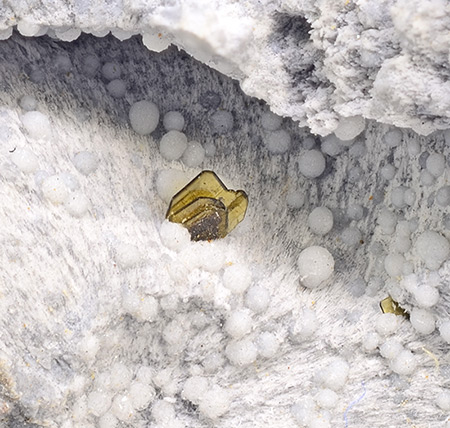 Fayalite on Cristobalite - Coso Hot Springs deposit, Coso Hot Springs, Inyo Co., California, USA