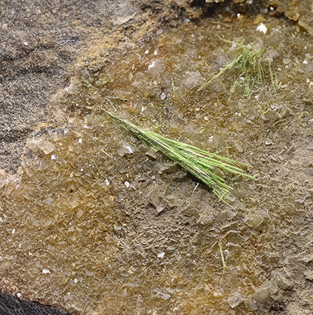 Jamborite ps Millerite - Essen, Ruhr Coal Mining area, North Rhine-Westphalia, Germany