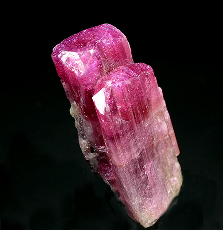 Tourmaline var. Rubellite - Sahatany Valley, Ibity, Antsirabe II, Vakinankaratra, Madagascar