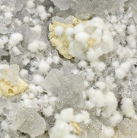 Dresserite - Francon quarry, Montr�al, Qu�bec, Canada (TL)