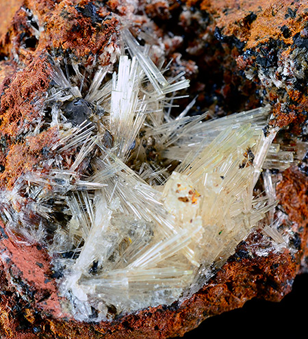 Scholzite -   Reaphook Hill, Martins Well, South Flinders Ranges, Flinders Ranges, South Australia, Australia