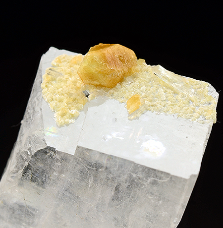 Florencite-Ce - Pomba pit, Serra das �guas, Brumado, Bahia, Brazil