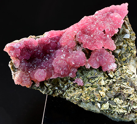 Talmessite - Bou Azzer Mine, Ouisselsate Ca�dat, Amerzgane Cercle, Ouarzazate Province, Dr�a-Tafilalet Region, Morocco