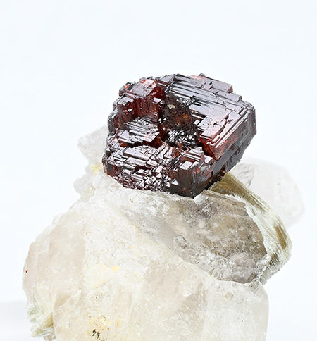 Spessartine garnet - Shengus, Roundu District, Gilgit-Baltistan, Pakistan