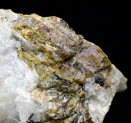Hiortdahlite type I - Ar�ya (Ar�; Store Ar�ya), Langesundsfjorden, Larvik, Vestfold, Norway