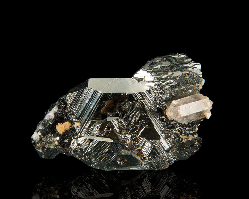 Hematite, epitaxial Rutile - Cavradi gorge - Grischun, Switzerland