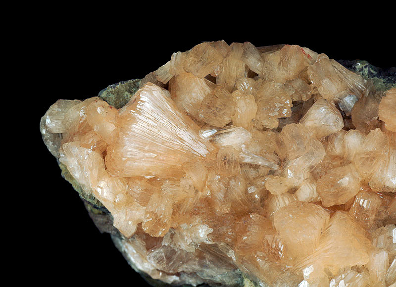 Stilbite, Stellerite - Malmberget, G�llivare, Lappland, Sweden