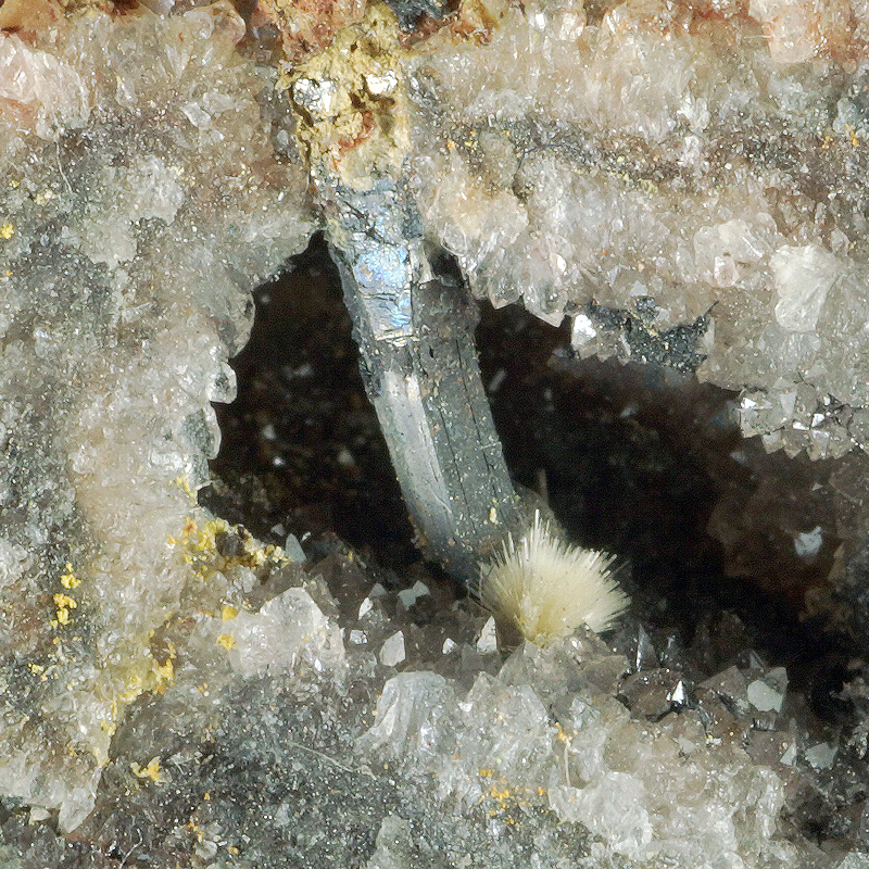 Klebelsbergite  xx,. Stibnite xx- Pereta Mine, Pereta, Italy