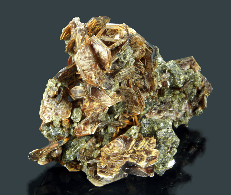Apatite-CaF and muscovite, Z� Pinto prospect, Minas Gerais, Brazil