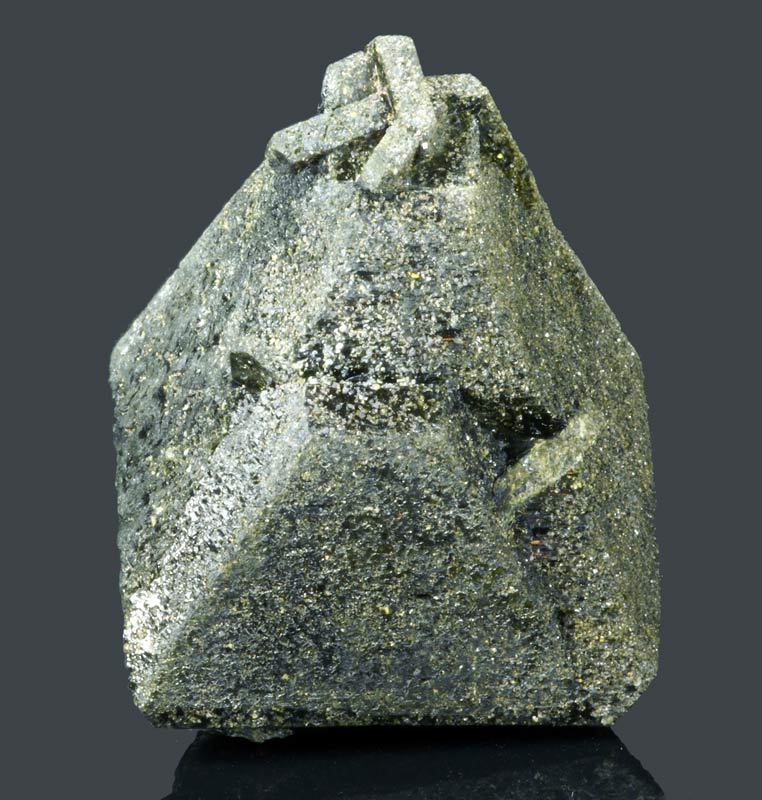 Epidote, Raskoh Mts., Balochistan, Pakistan