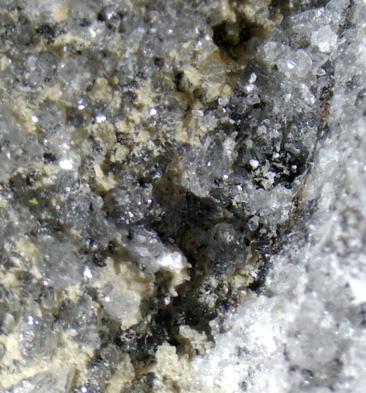 Tochilinite - Traveresella mine, Traversella, Piedmont, Italy