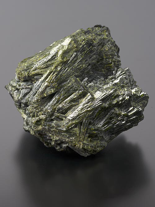 Epidote - Kharan, Beloucistan, Pakistan