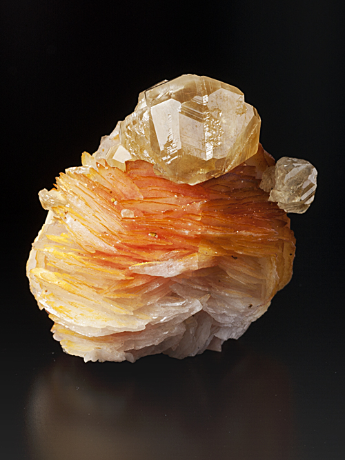 Cerussite, Baryte - Mibladen, Morocco