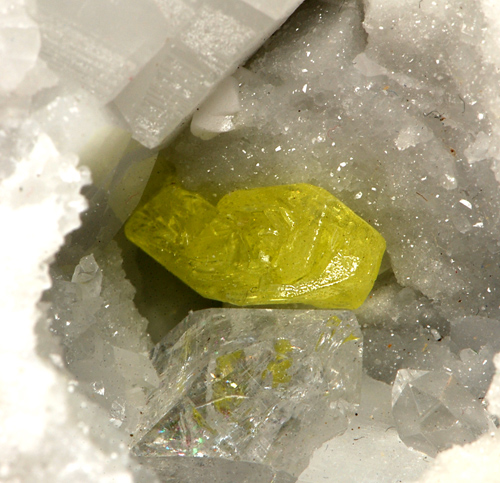 Sulfur and Quartz - La Facciata Quarry, Carrara, Apuan Alps, Province of Massa-Carrara, Toscana, Italy