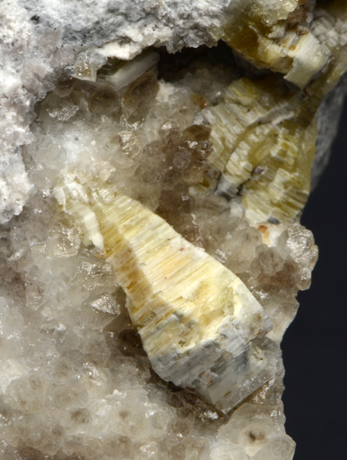 Weloganite - Francon quarry, Montr�al, Qu�bec, Canada