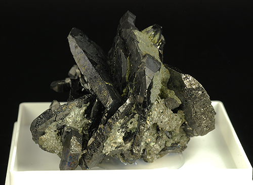 Ferberite - Tazna mine - Cerro Tazna - Atocha-Quechisla Distr. - Nor Chichas prov. - Potos� Deptm. - Bolivia