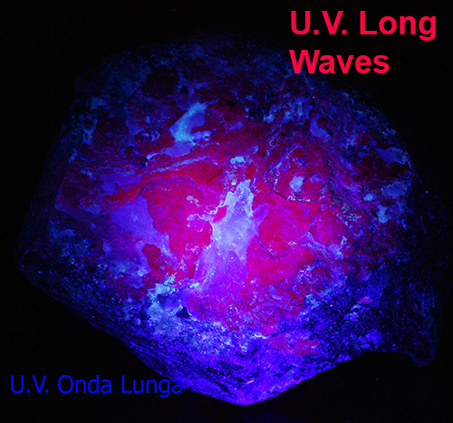 Ruby (var. of corundum) - Mundarara mine - Arusha Region - Tanzania