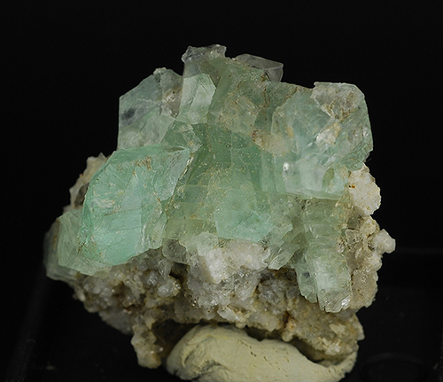Green fluorite - Argenti�re Glacier -  Mont Blanc Massif - Chamonix - Haute-Savoie - Rh�ne-Alpes - France