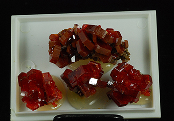 Vanadinite - Mibladen � Ait Oufella Caid � Midelt � Draa-Tafilalet Region - Morocco