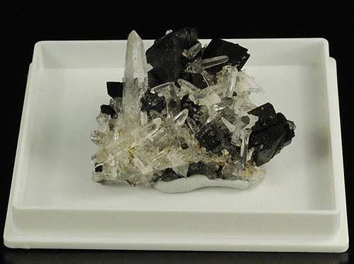 Hubnerite and quartz - Mundo Nuevo mine -  Pasto Bueno - Pampas Distr. - Pallasca Prov. - Ancash - Per�