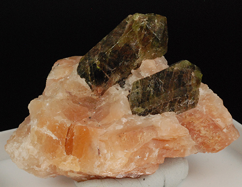 Fluorapatite - Yates mine - Otter Lake - Pontiac  RCM - Quebec - Canada