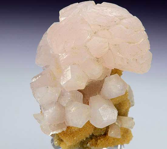 Manganoan-Calcite - Nikolaevskiy Mine - Dalnegosrsk - Primorskiy krai - Russia Federation