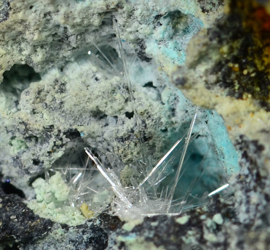 Laurionite with Botallackite - Herzog Julius smelter (slag locality), Astfeld, Goslar, Harz, Lower Saxony, Germany