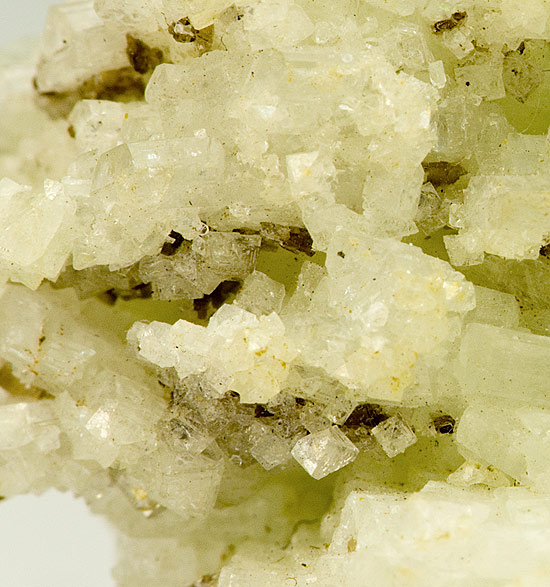Kosnarite - Jenipapo District, Itinga, Minas Gerais, Brazil