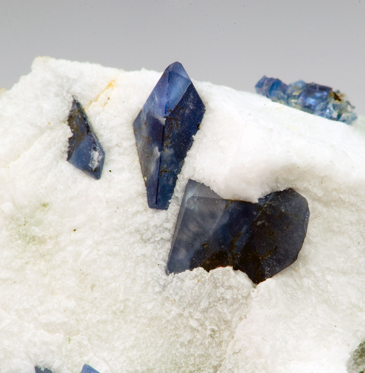 Benitoite - Dallas Gem Mine, San Benito River headwaters area, New Idria District, Diablo Range, San Benito Co., California, USA
