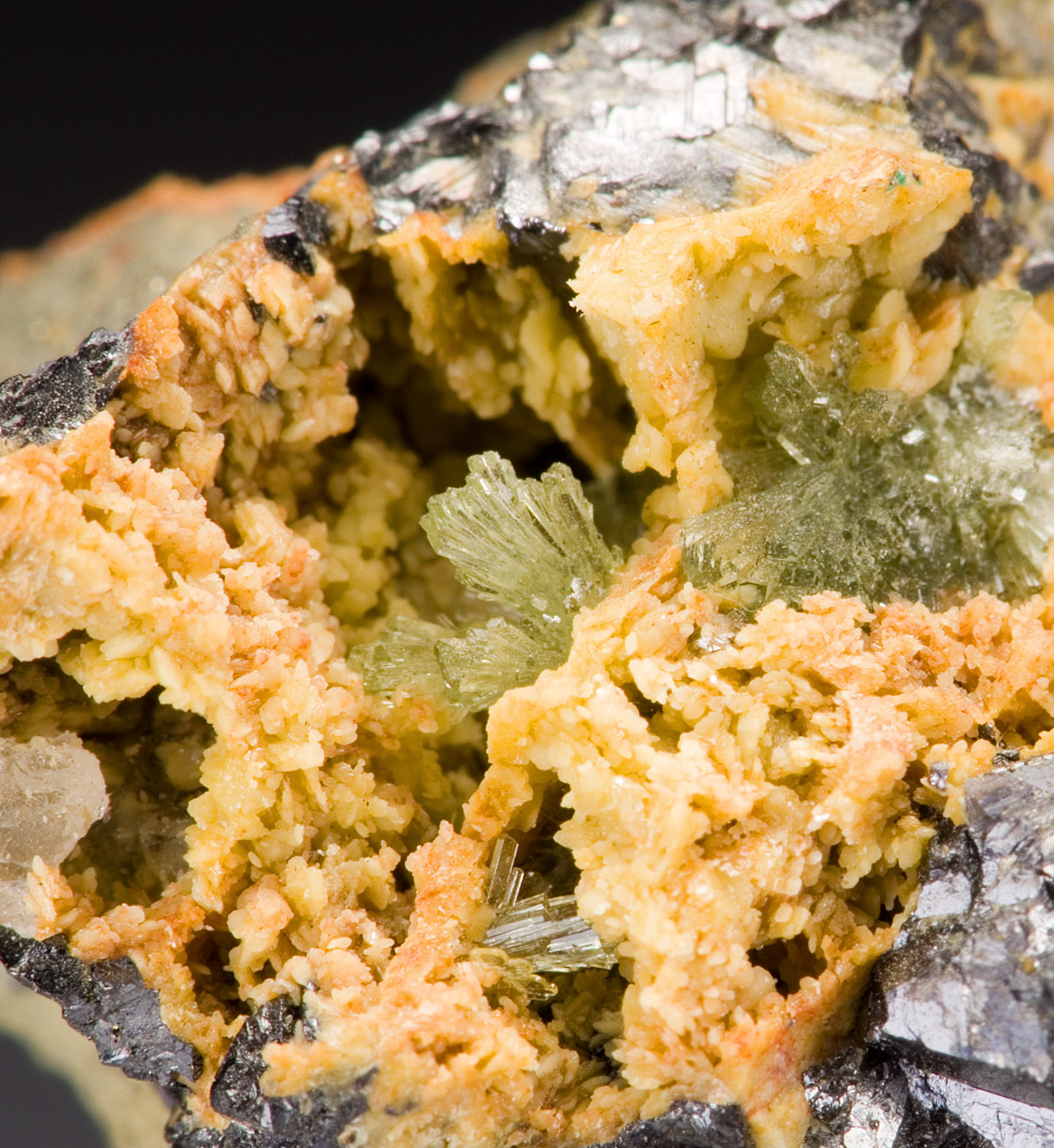 Ludlamite - Stari Trg Mine,  Trepča complex,  Trepča valley,  Kosovska Mitrovica,  Kosovo