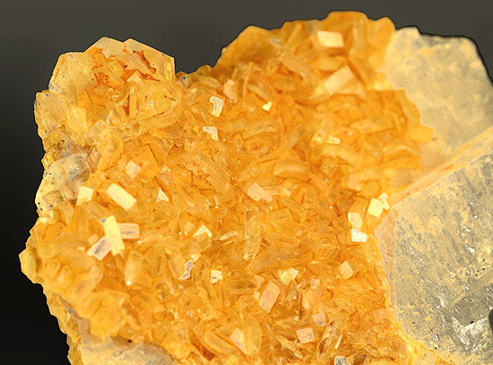 Magnesite - Dosso dei Cristalli, Malenco Valley, Sondrio Province, Lombardy, Italy