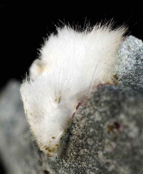 Makatite, villiaumite - Aris Quarries - Aris - Windhoek distr. - Khomas Region - Namibia