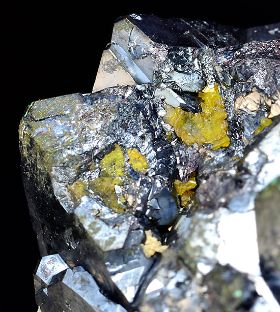 Miersite on Cuprite - Rubtsovskoe Cu-Zn-Pb deposit,  Rudnyi Altai,  Altaiskii Krai,  Western-Siberian Region,  Russia