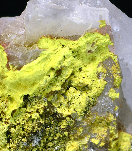 Lukrahnite - Tsumeb Mine - Tsumeb - Otjikoto Region  - Namibia (TYPE LOCALITY)