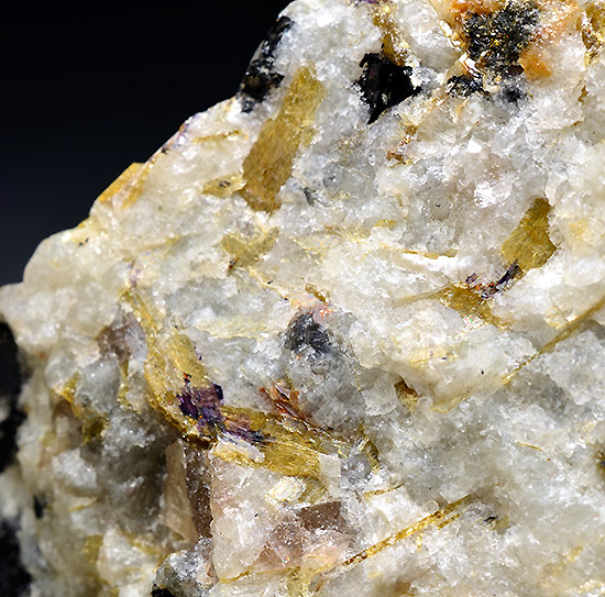 Hiortdahlite type I - Ar�ya (Ar�; Store Ar�ya), Langesundsfjorden, Larvik, Vestfold, Norway