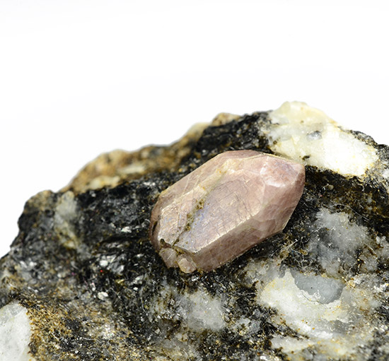 Zircon - Gridone - Limidario Mt., Centovalli, Ticino (Tessin), Switzerland