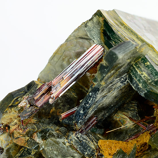 Rutile - Boiling Springs, Cleveland Co., North Carolina, USA