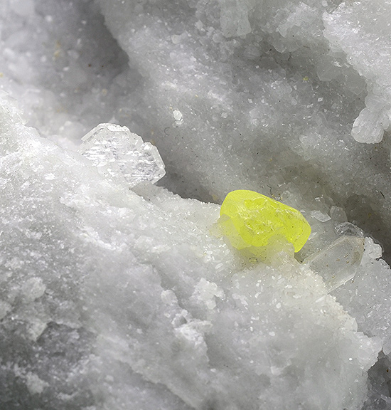 Celestine with Sulphur - Lorano, Carrara, Apuan Alps, Province of Massa-Carrara, Toscana, Italy