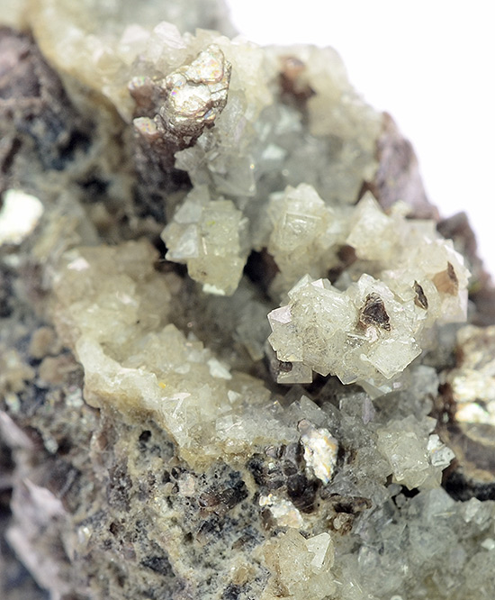 Kosnarite - Jenipapo District, Itinga, Minas Gerais, Brazil