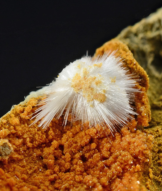 Desautelsite with Artinite - Artinite pit, Picacho Peak, New Idria Mining District, San Benito Co., California, USA