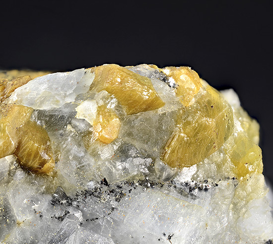 Monticellite - Konder alkaline-ultrabasic massif, Ayan-Maya district, Khabarovsk Krai, Russia